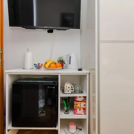 Gostinjska kuća Neva With Private Bathroom 4*