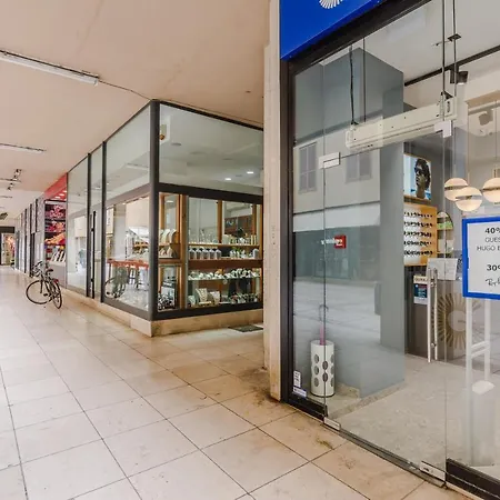 Neva With Private Bathroom 4* Задар