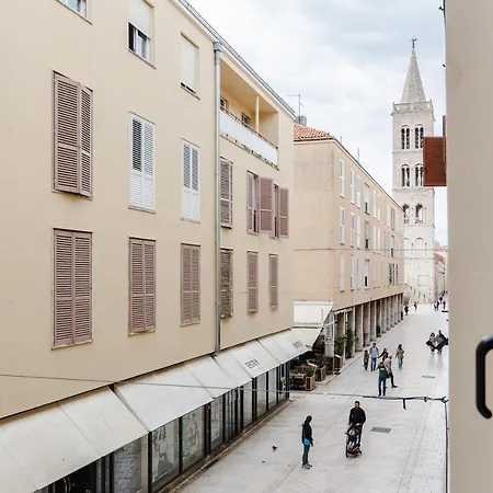 Guest house Neva With Private Bathroom Zadar