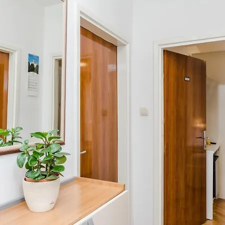 Neva With Private Bathroom Guest house Zadar