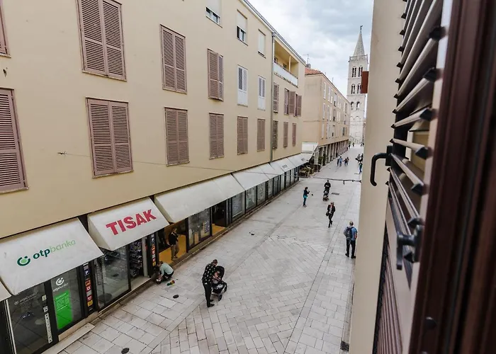 Guest house Neva With Private Bathroom Zadar