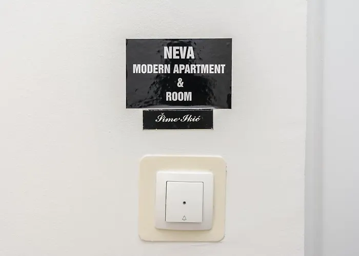 Guest house Neva With Private Bathroom Zadar